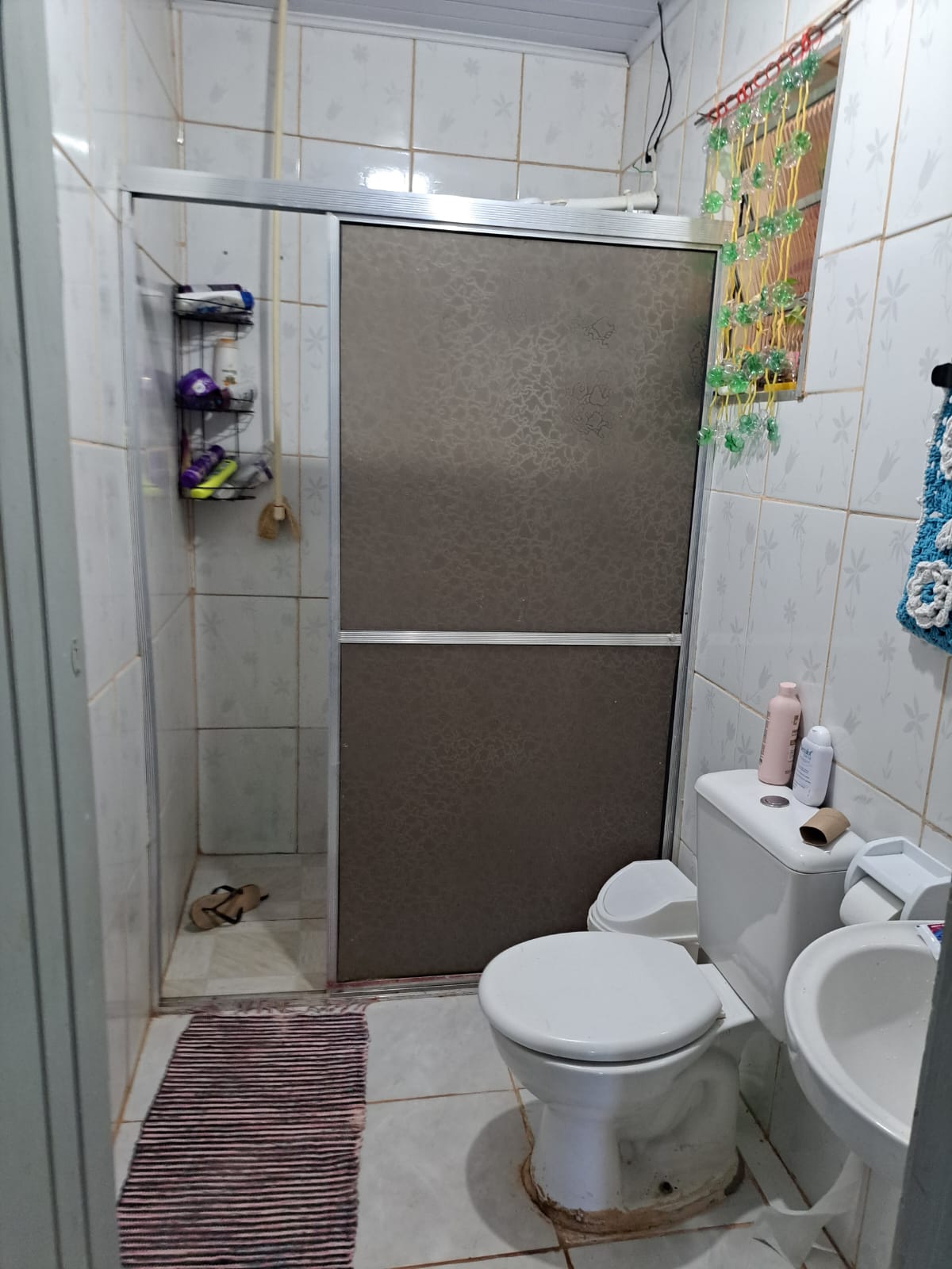 Linda chácara - casa com 3 Quartos espaçosos  2-Banheiro social em Munhoz - MG