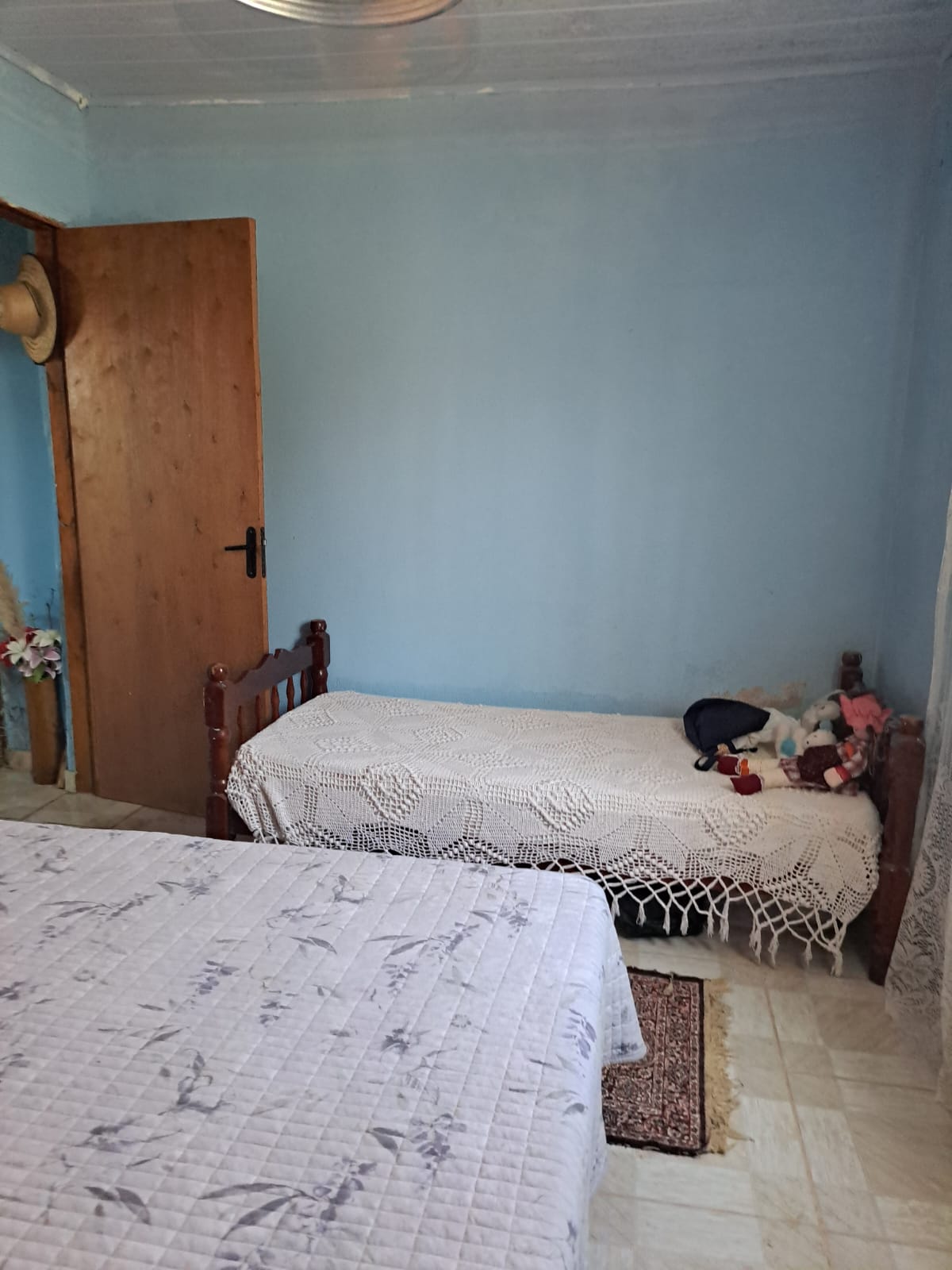 Linda chácara - casa com 3 Quartos espaçosos  2-Banheiro social em Munhoz - MG