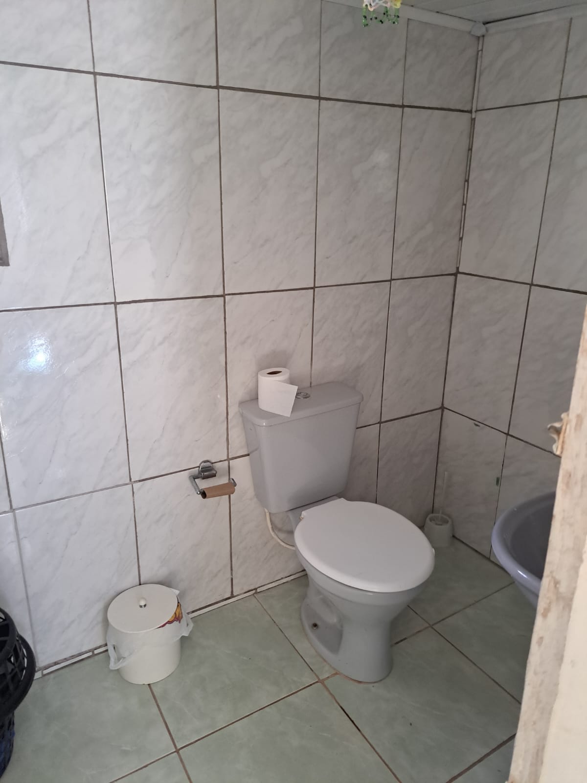 Linda chácara - casa com 3 Quartos espaçosos  2-Banheiro social em Munhoz - MG