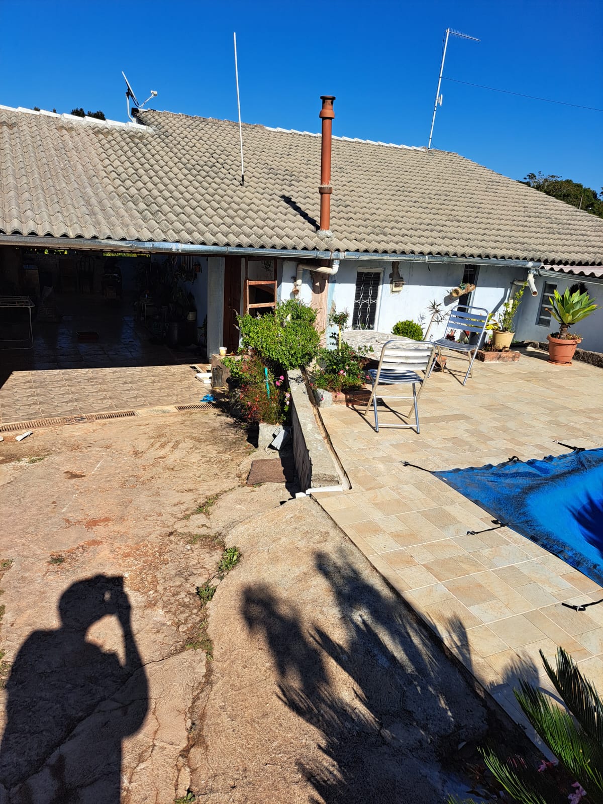 Linda chácara - casa com 3 Quartos espaçosos  2-Banheiro social em Munhoz - MG