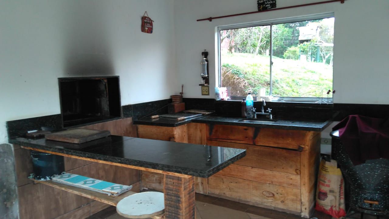 Encante-se - Sítio na Serra da Mantiqueira! Casa sede com 3 quartos, piscina, área gourmet Código 1114