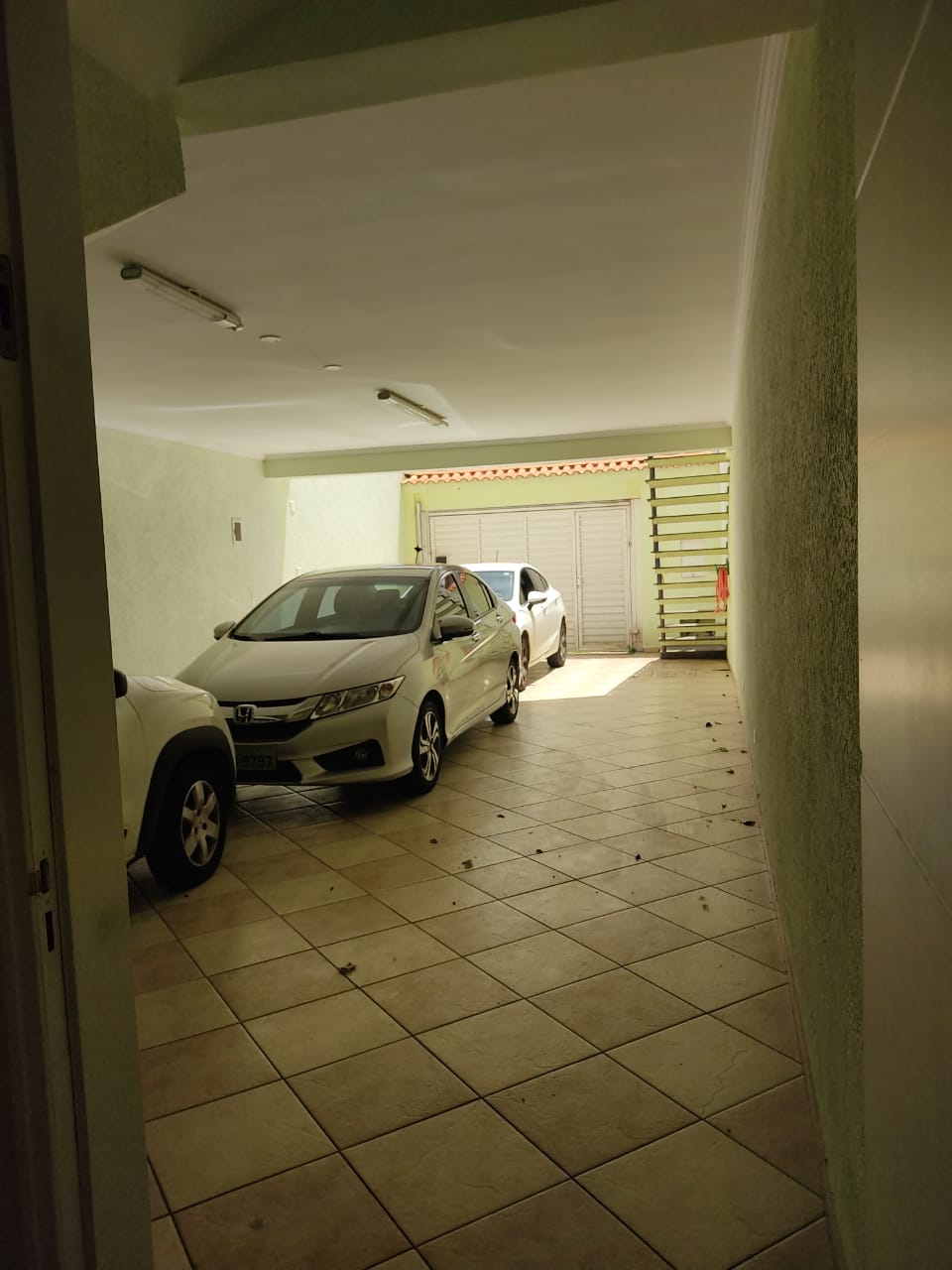 Sobrado 3 suítes, 1 closed, sala p/ 2 ambientes em Santo André - Cód. 1140