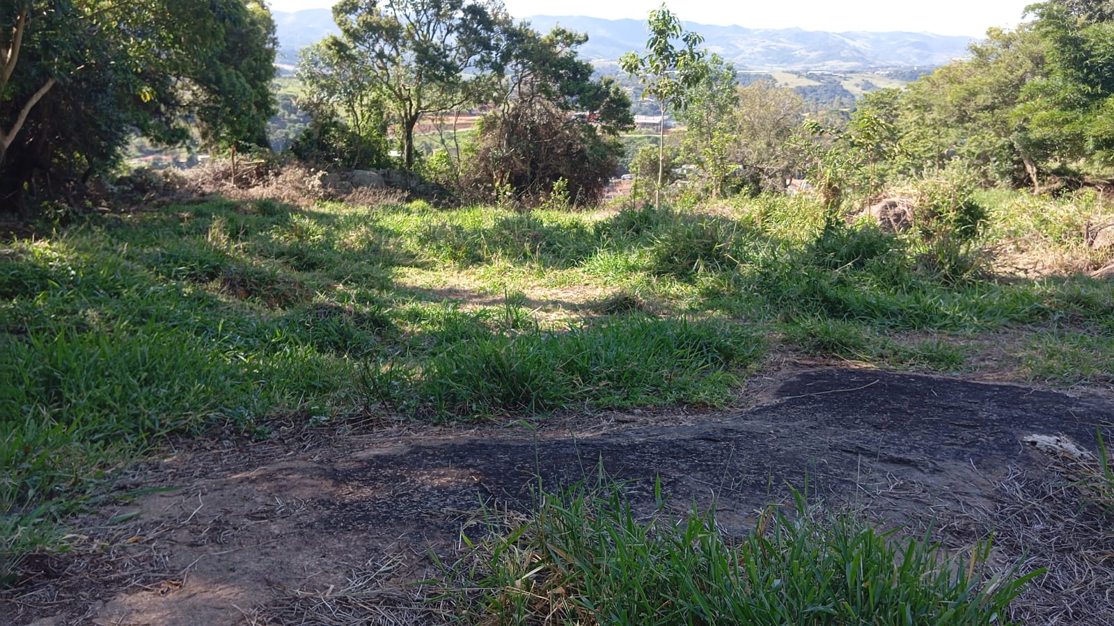 Terreno de 5.000m² Localização privilegiada: A apenas 3 km do centro de Extrema