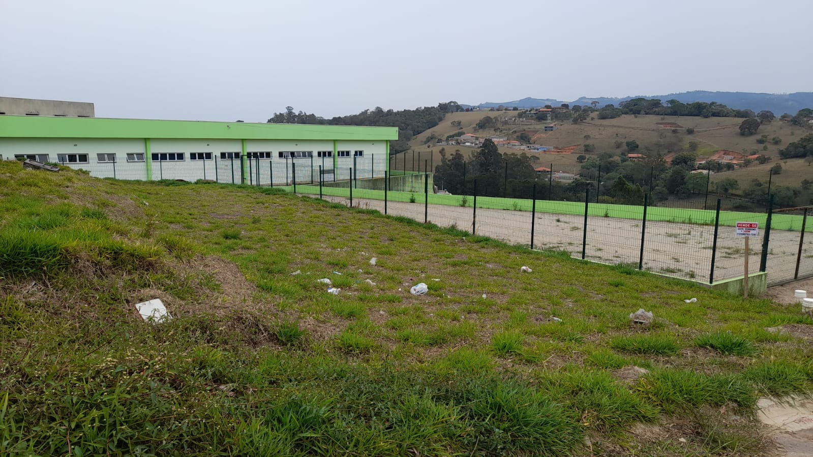 Terreno em Extrema local privilegiado 305 metros com infraestrutura em Extrema MG cod. 1163