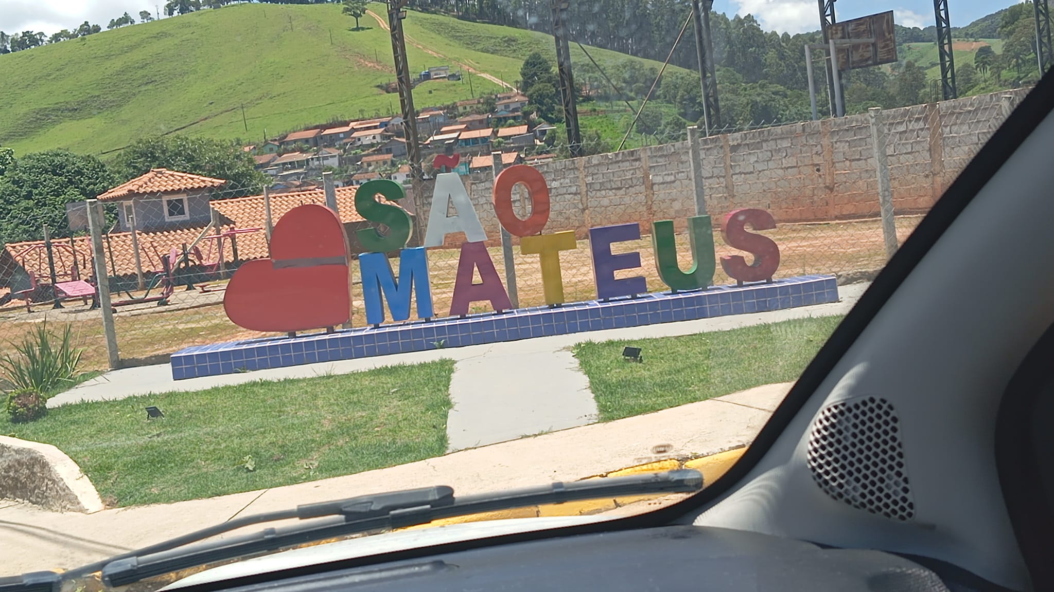 VENDE-SE. Excelente área para construção de chácara no município de Camanducaia-MG Cod. 1167