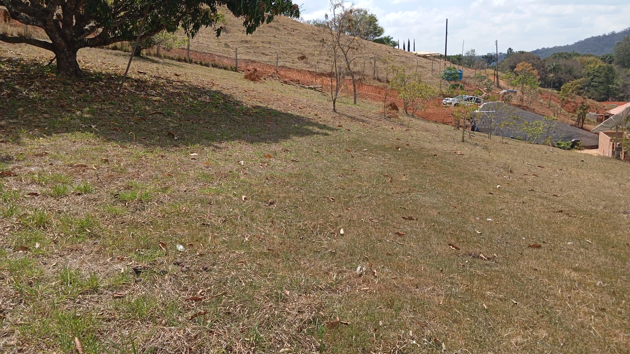 Terreno Ideal para Formação de Chácara – 3 km do centro de Extrema/MG cod. 1182