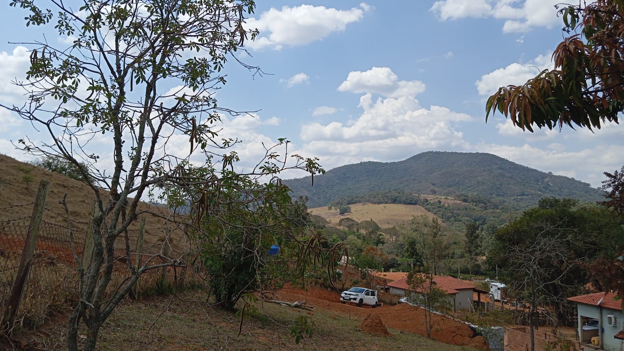 Terreno Ideal para Formação de Chácara – 3 km do centro de Extrema/MG cod. 1182