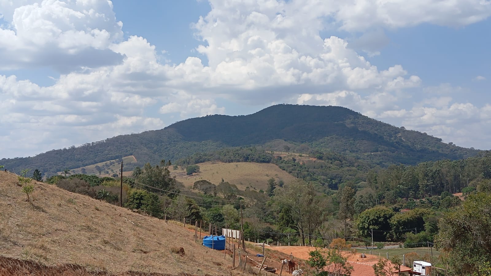 Terreno 2.000m² em Extrema-MG – Vista Montanhas e Água tratada da Copasa cod 1183
