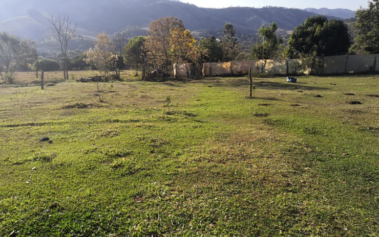 Terreno para indústria plano bem próximo à cidade | Cambuí MG