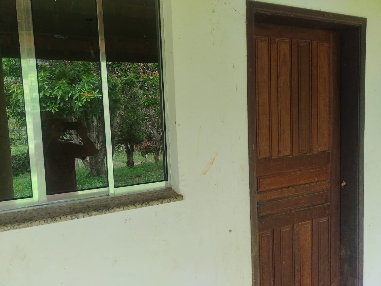Chácara - casa de laje boa bem acabada. Poço, córrego | Itapeva - MG | código 786