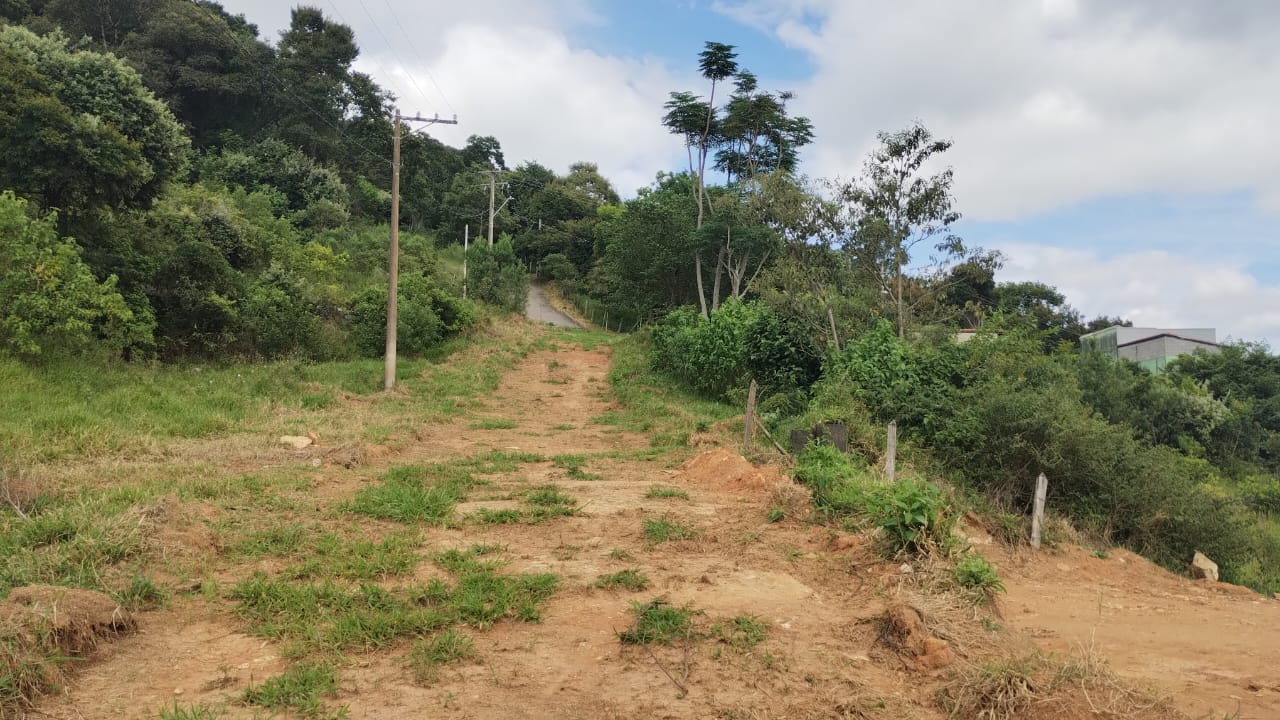 terreno com vista panorâmica muitas possibilidades de utilização em Extrema MG | código 1072