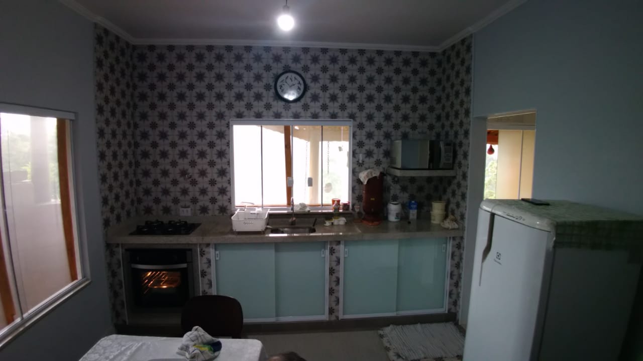 Sitio com água em abundancia; 2 casas bem construídas em Itapeva - MG | Código 1079