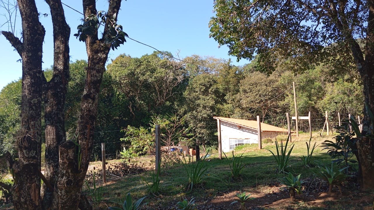 Chácara em região turística  Área 1.190m² no município de Extrema - MG