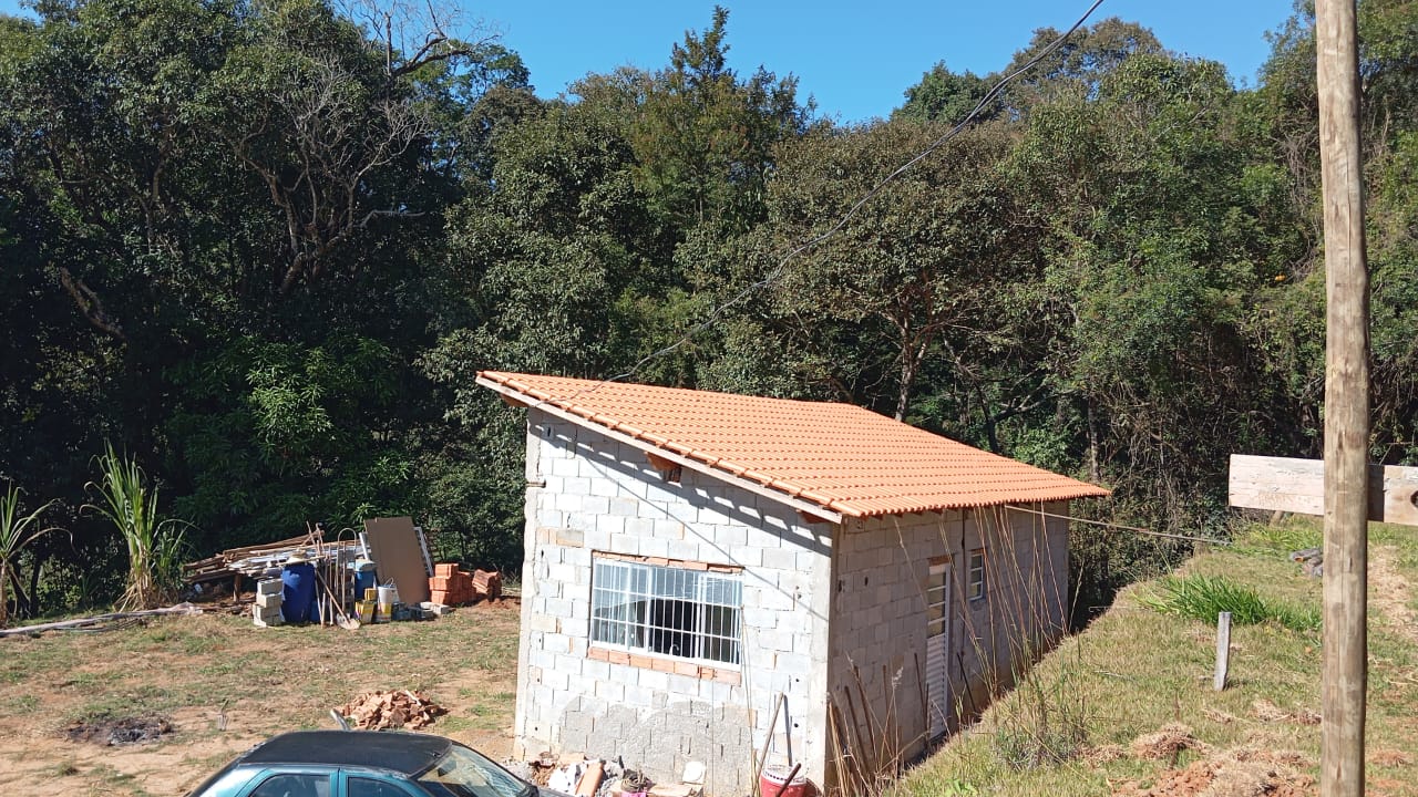 Chácara em região turística  Área 1.190m² no município de Extrema - MG