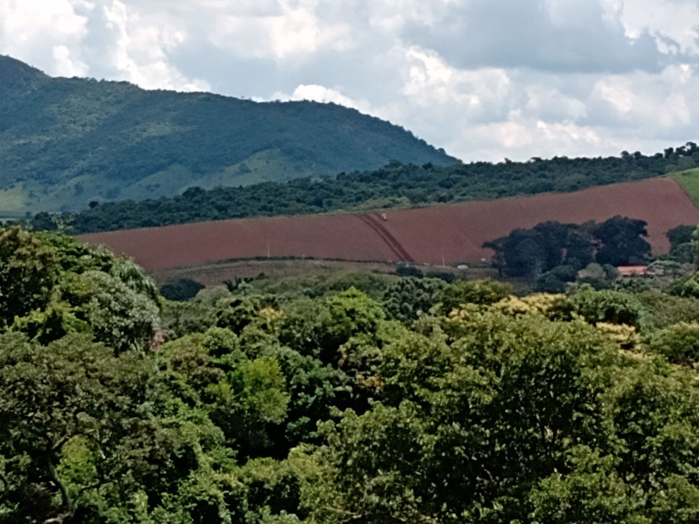 Terreno para Investimento turístico ou casa no campo em Extrema - MG Código 1125