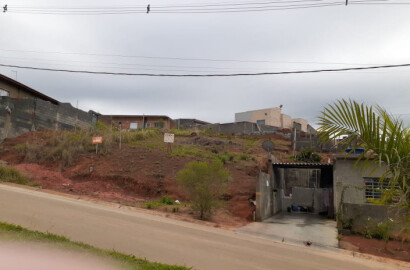 Lote em aclive ótima localização. Bairro com toda infraestrutura | Extrema - MG | código 747