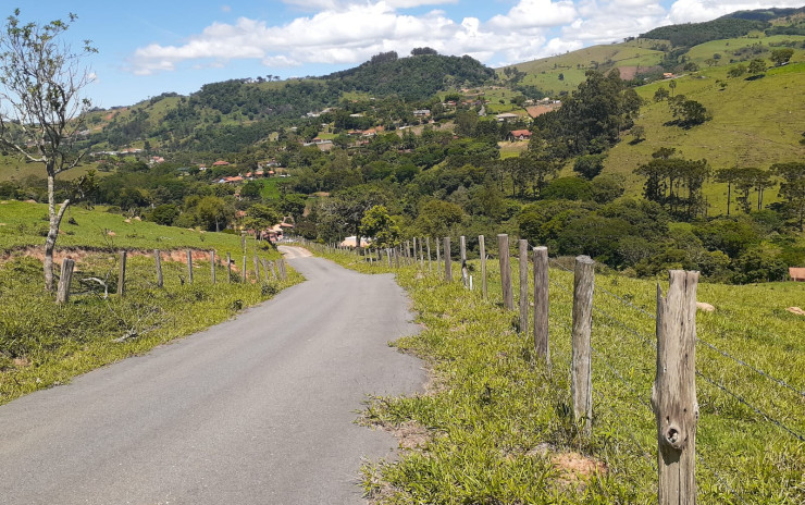 Sitio com vista panorâmica, chegada toda asfaltada | Extrema MG | código 751