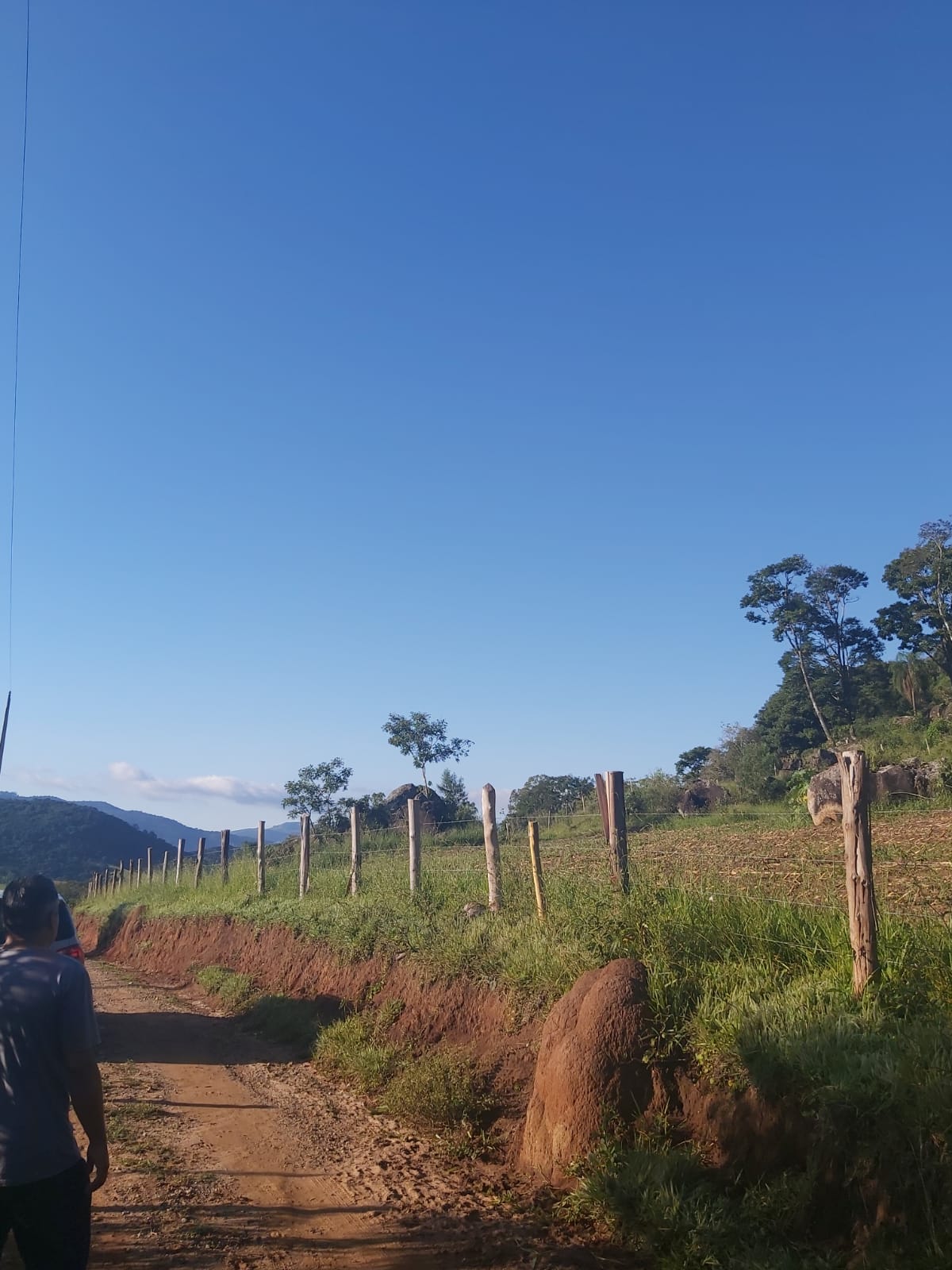 Terreno com água ,luz, boa topografia, vista panorâmica | Extrema - MG | código 833