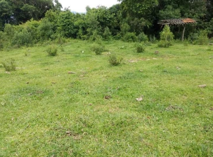 Terreno em  Extrema MG,  12 km do centro asfalto .| código 842