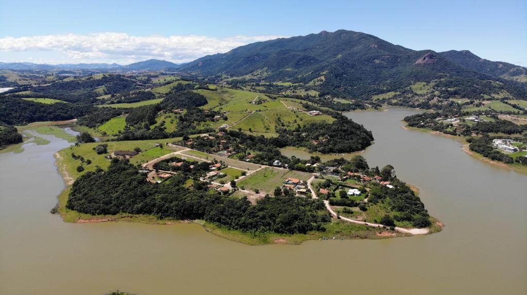 loteamento a beira da represa Jaguari à 100km de SP | Vargem - SP | código 846