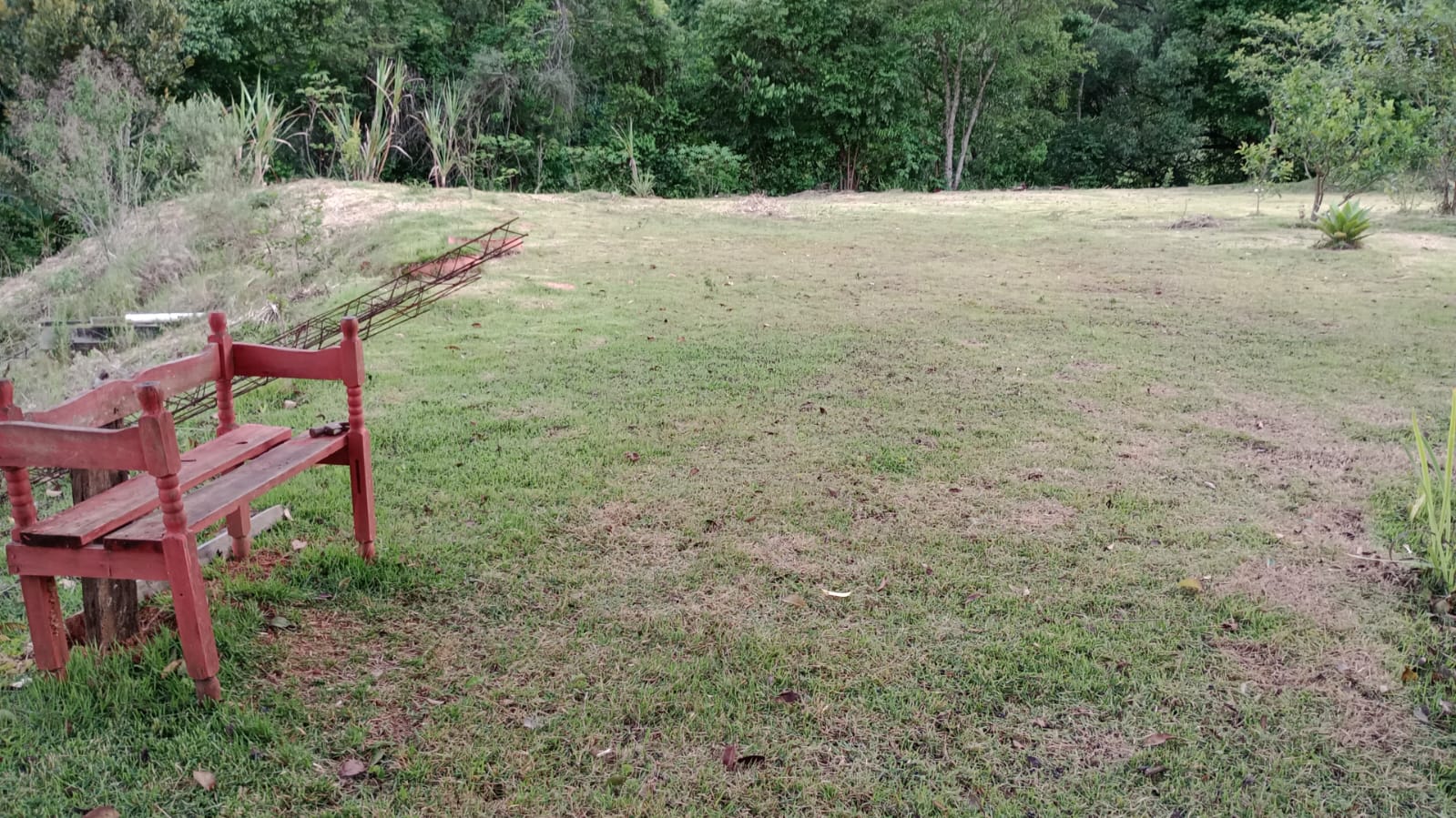 Terreno para formar chácara; com nascente ..local tranquilo | Extrema - MG | código 925