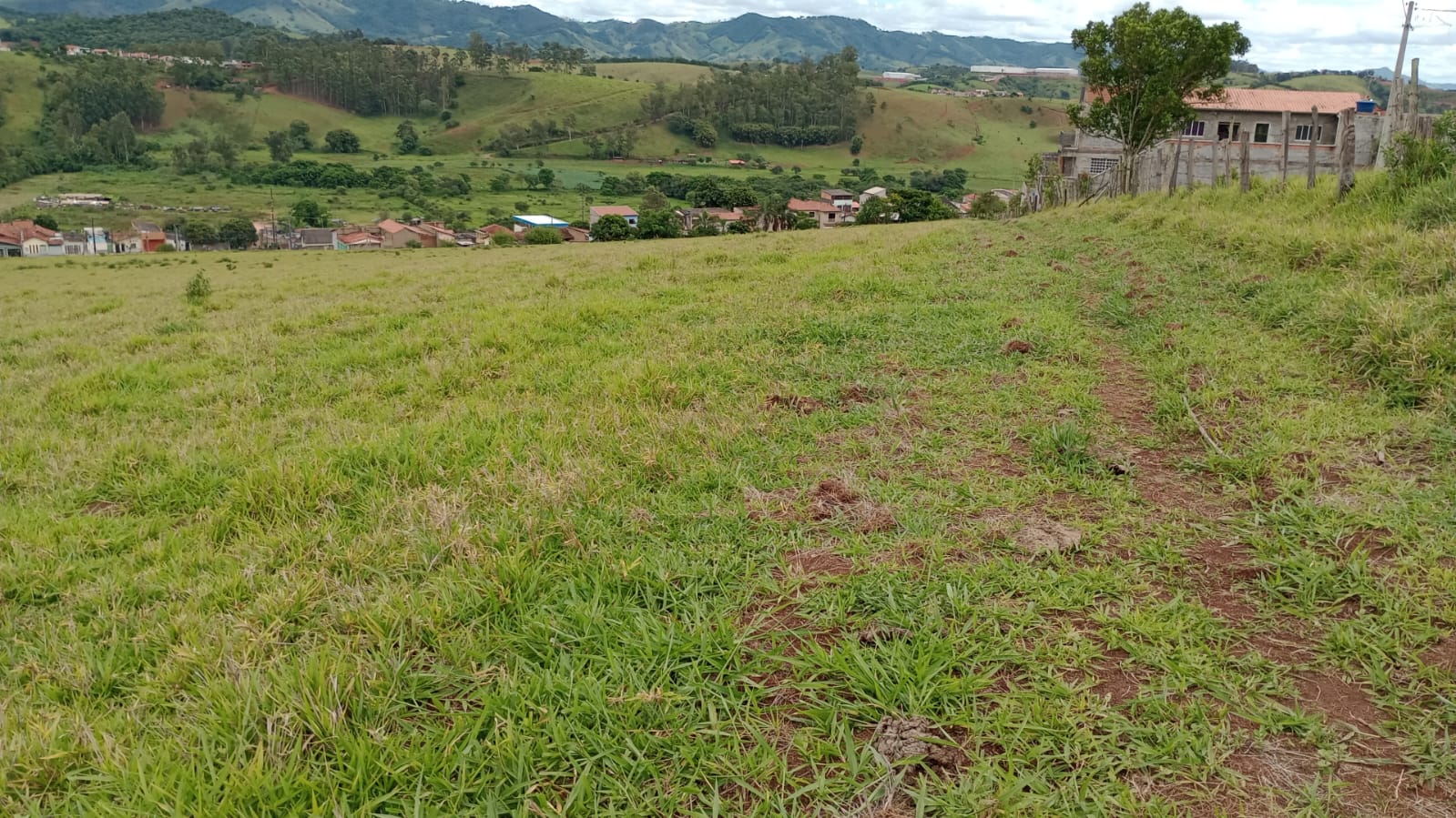 Terreno para indústria plano, permitida a utilização mista.| Cambuí - MG | código 931