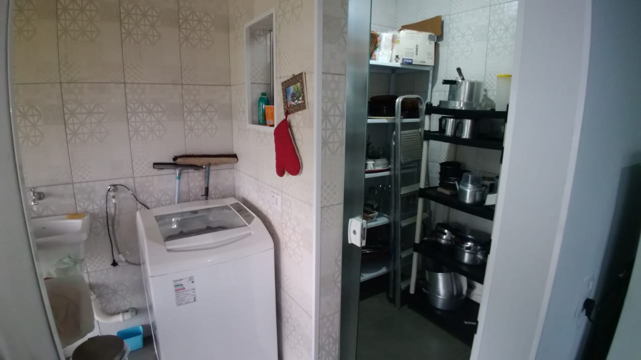 Sitio com casa sede e casa de caseiro, pequeno pomar | Itapeva - MG | código 934