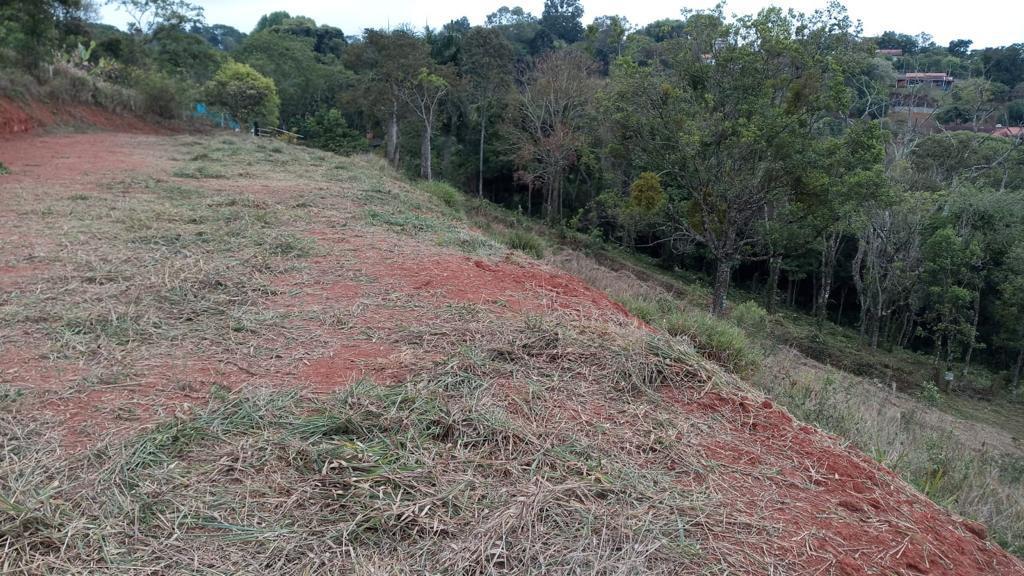 Terreno para chácara, com nascente, 3 km de Extrema | código 937