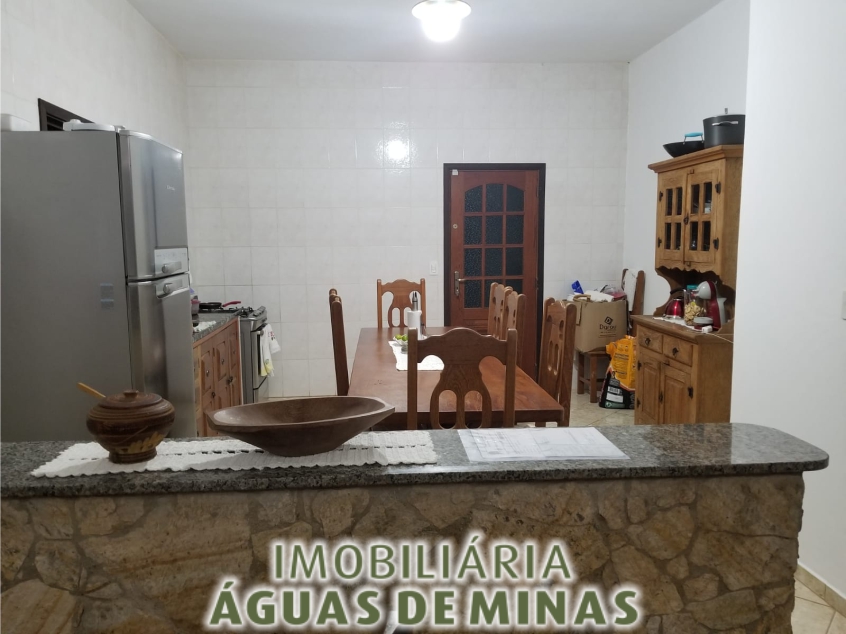 Chácara casa com varanda frente e lateral, linda vista panorâmica | Extrema - MG  | código 969