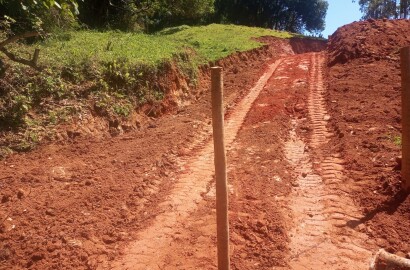 Terreno para formar chácara, acesso ótimo, local turístico | Extrema - MG  | código 983