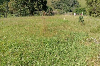 Lindo Terreno com nascente  para chácara. 6.000 mts | Extrema - MG  | código 994