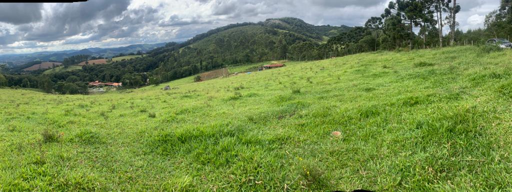 Terreno com vista panorâmica para construir chácara | Extrema - MG  | código 1009