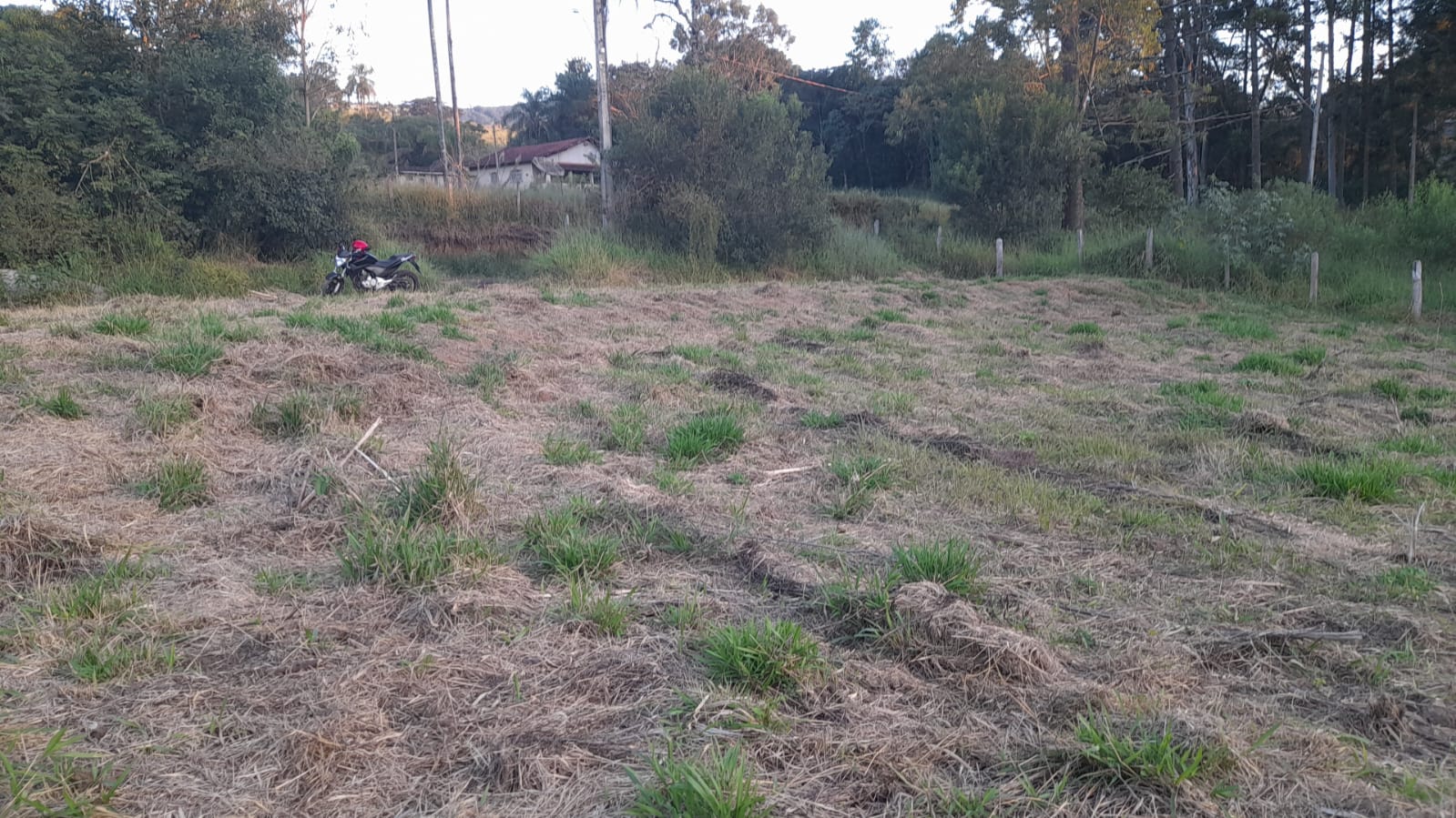 Terreno para chácara muito bem localizado 4 km da cidade | Extrema - MG  | código 1021