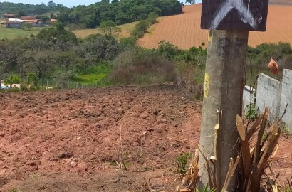 Terreno com 2.340 localizado em Munhoz, ótima chegada. Código 1137