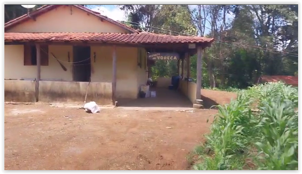 Chácara com casa simples, medindo 12.000 mts² em Itapeva - MG Cód 1144