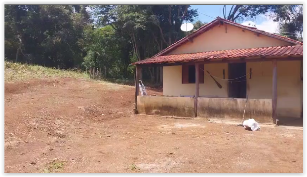 Chácara com casa simples, medindo 12.000 mts² em Itapeva - MG Cód 1144