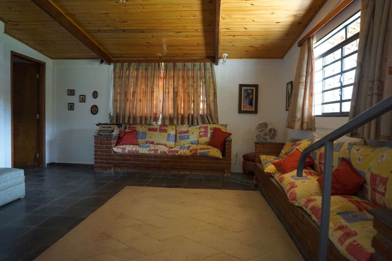 Muito mais que uma chácara um pequeno sitio com  28.632 m² localizado em Extrema / MG