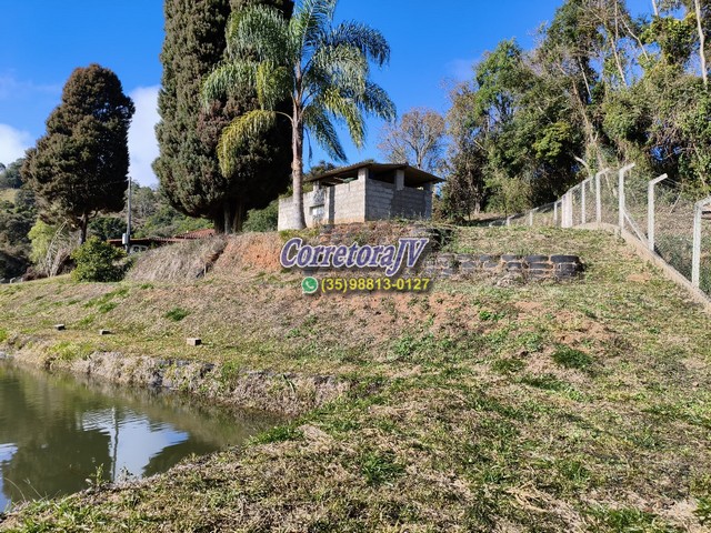 Sítio à Venda – Senador Amaral - 30.000 m² com casa de 3 quartos (1 suíte) cod 1171