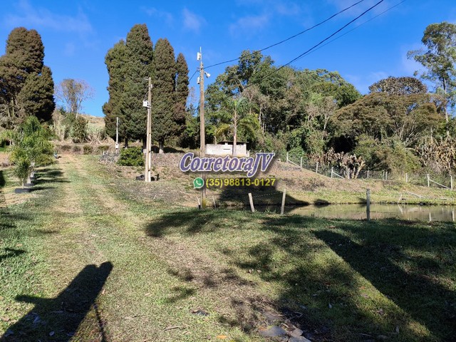 Sítio à Venda – Senador Amaral - 30.000 m² com casa de 3 quartos (1 suíte) cod 1171