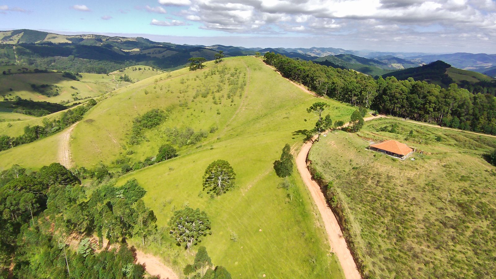 Invista no Monte Verde Condomínio por apenas R$250 o m² na fase inicial do projeto de loteamento cod 1172