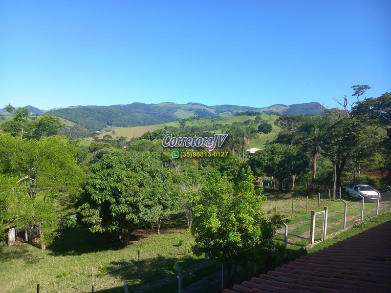 Sítio com casa muito boa, internet, chegada asfalta | Extrema - MG | código 1174