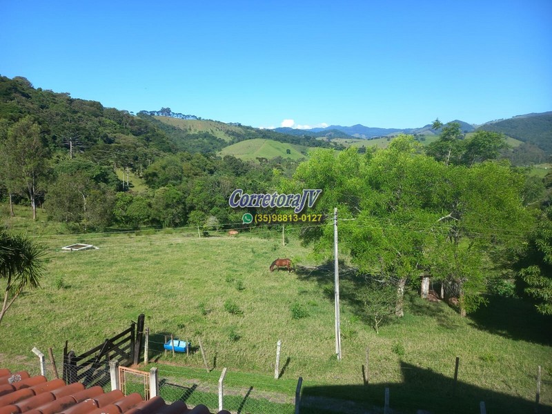 Sítio com casa muito boa, internet, chegada asfalta | Extrema - MG | código 1174