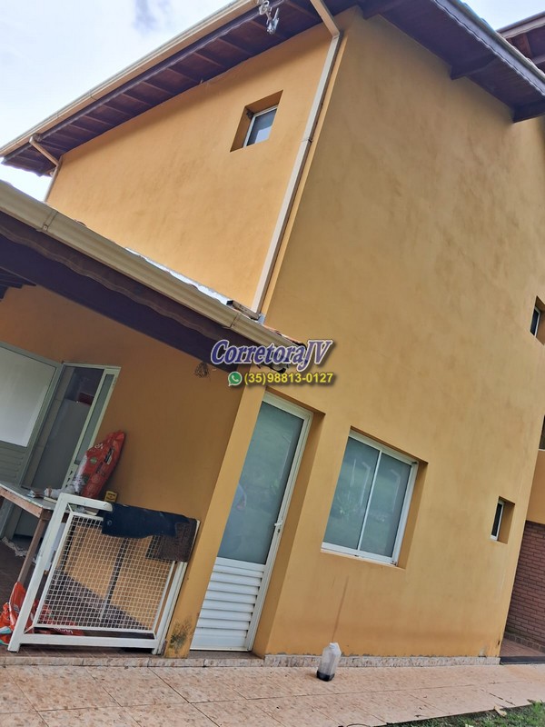 Sítio com casa muito boa, internet, chegada asfalta | Extrema - MG | código 1174