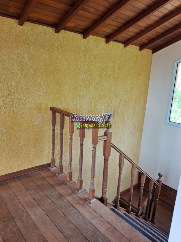 Sítio com casa muito boa, internet, chegada asfalta | Extrema - MG | código 1174