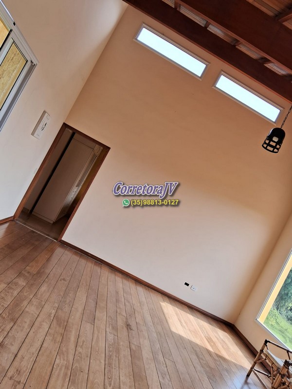 Sítio com casa muito boa, internet, chegada asfalta | Extrema - MG | código 1174