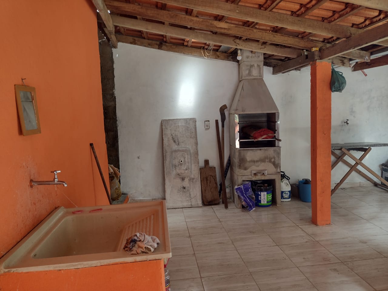 Chácara casa com 3 quartos, apenas 6 km do centro de Camanducaia e 17 km de Monte Verde cod. 1179