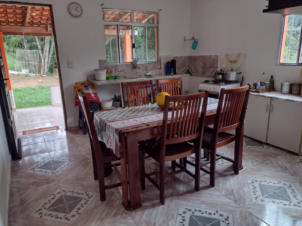 Chácara casa com 3 quartos, apenas 6 km do centro de Camanducaia e 17 km de Monte Verde cod. 1179