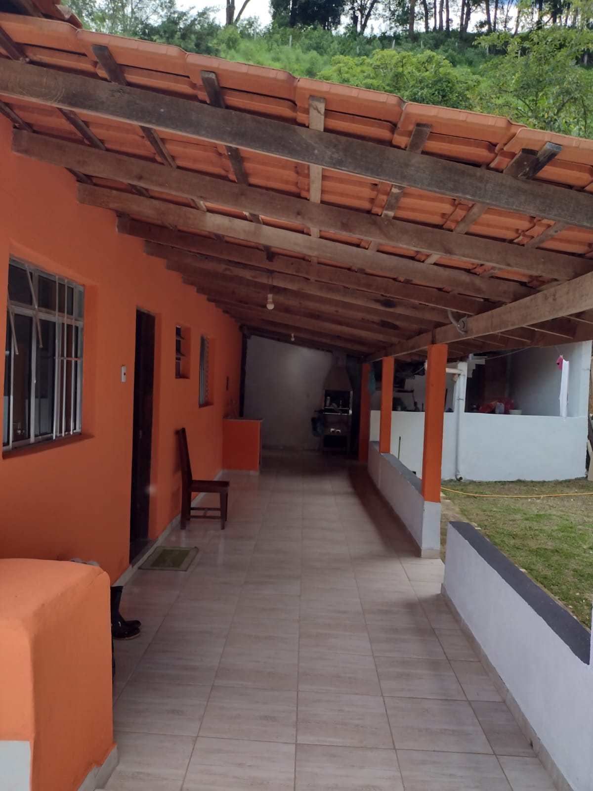 Chácara casa com 3 quartos, apenas 6 km do centro de Camanducaia e 17 km de Monte Verde cod. 1179
