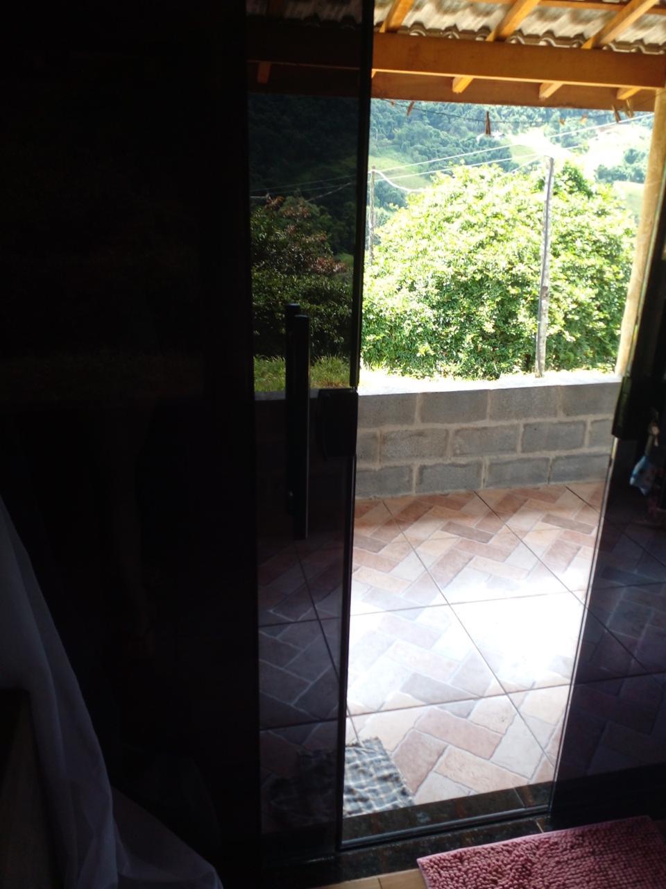 Chácara em Monte Verde - casa com 3 quartos, suíte e terreno amplo cod 1190