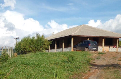 Chácara em Monte Verde - casa com 3 quartos, suíte e terreno amplo cod 1190